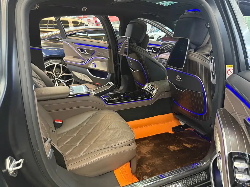 Maybach S-Class 2022 S 680 4MATIC Original Couture First Edition купить на сайте DeffCars