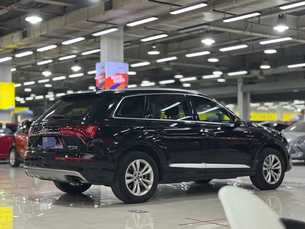 Audi Q7 2018 45 TFSI Technology купить на сайте DeffCars