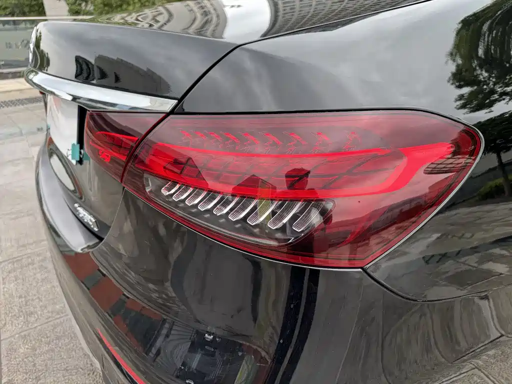 Mercedes-Benz E-Class 2022 facelift E 300 L sporty and stylish купить на сайте DeffCars