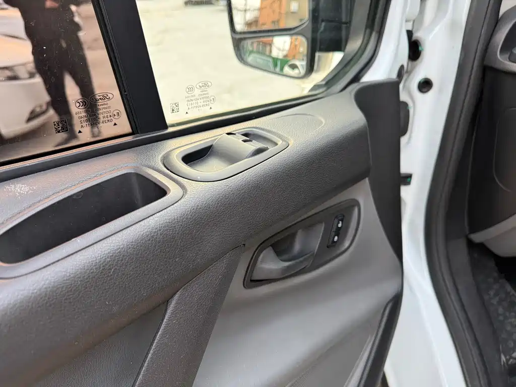 Transit 2017 2.0T diesel multi-functional commercial vehicle center axle top national V купить на сайте DeffCars