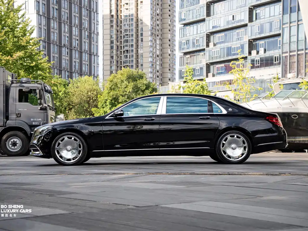 Maybach S-Class 2018 S 560 4MATIC купить на сайте DeffCars