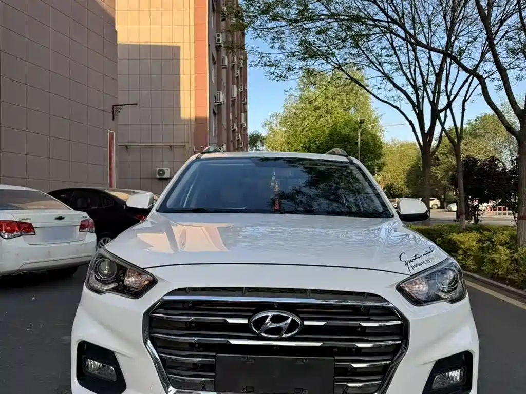 Beijing Hyundai ix35 2018 2.0L automatic two-wheel drive Zhiyong·Enjoy Edition купить на сайте DeffCars