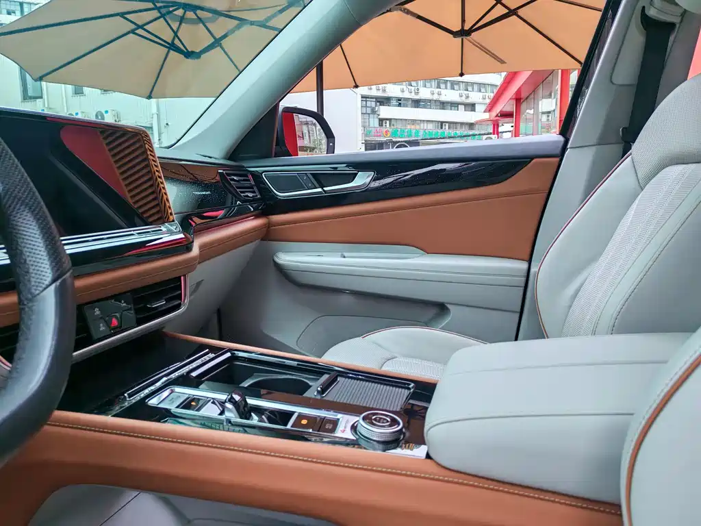 Touron 2022 380TSI four-wheel drive luxury version купить на сайте DeffCars