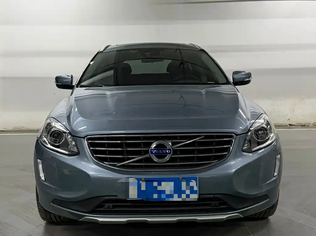Volvo XC60 2017 T5 AWD Zhijin upgraded version купить на сайте DeffCars