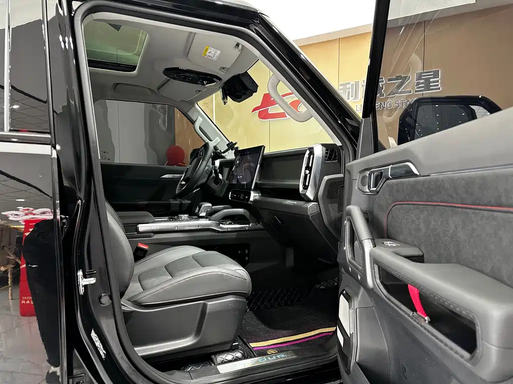 Jietu Traveler 2023 2.0T four-wheel drive crossover PRO купить на сайте DeffCars