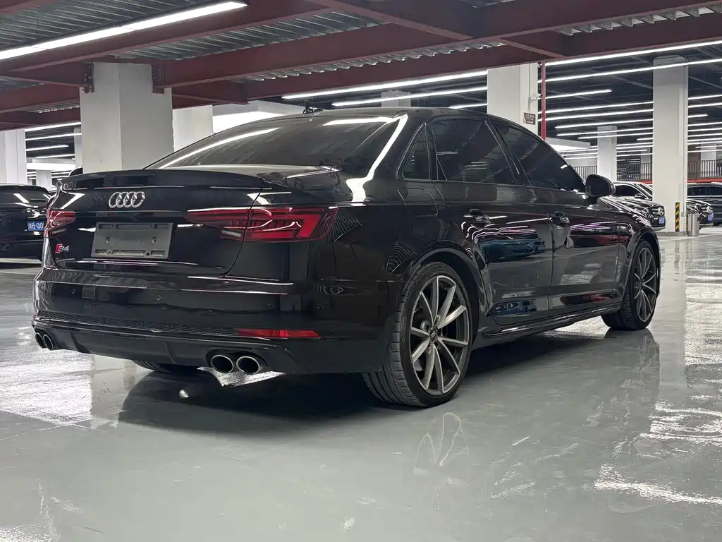 Audi S4 2018 S4 3.0TFSI купить на сайте DeffCars
