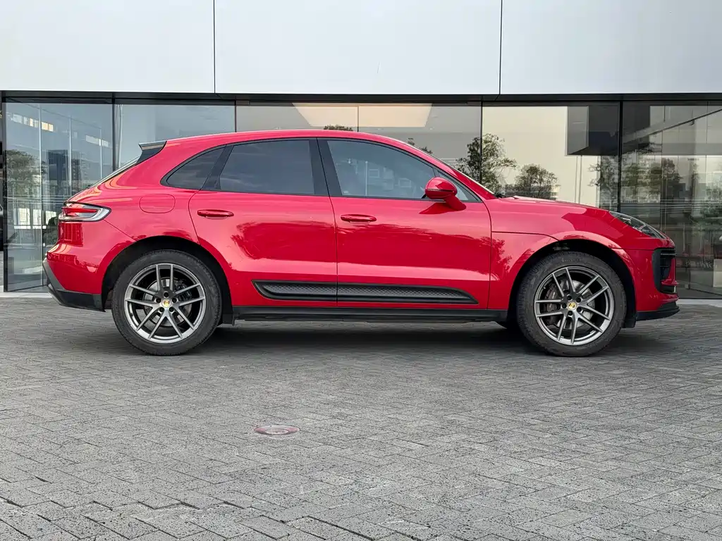 Macan 2022 Macan 2.0T купить на сайте DeffCars