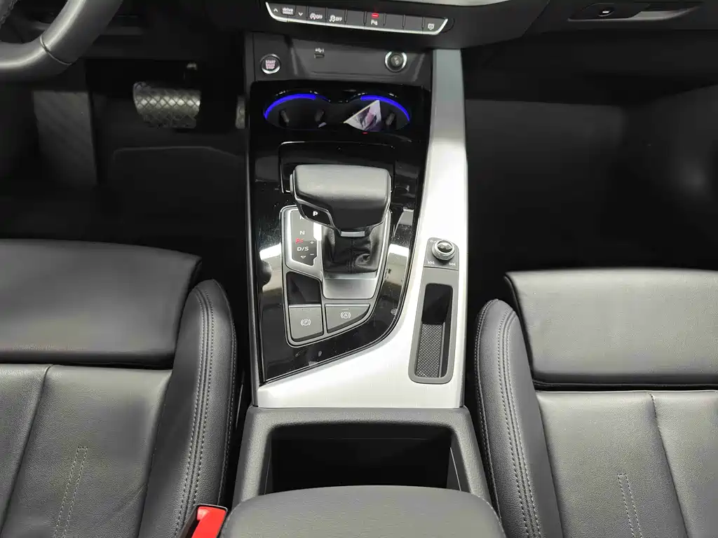 Audi A5 imported 2024 Sportback 40 TFSI quattro luxury and dynamic model купить на сайте DeffCars