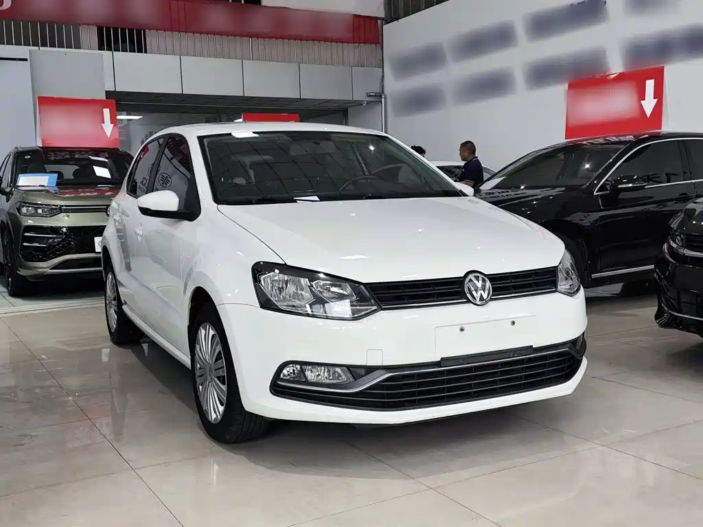 Polo 2016 1.6L automatic comfort model купить на сайте DeffCars