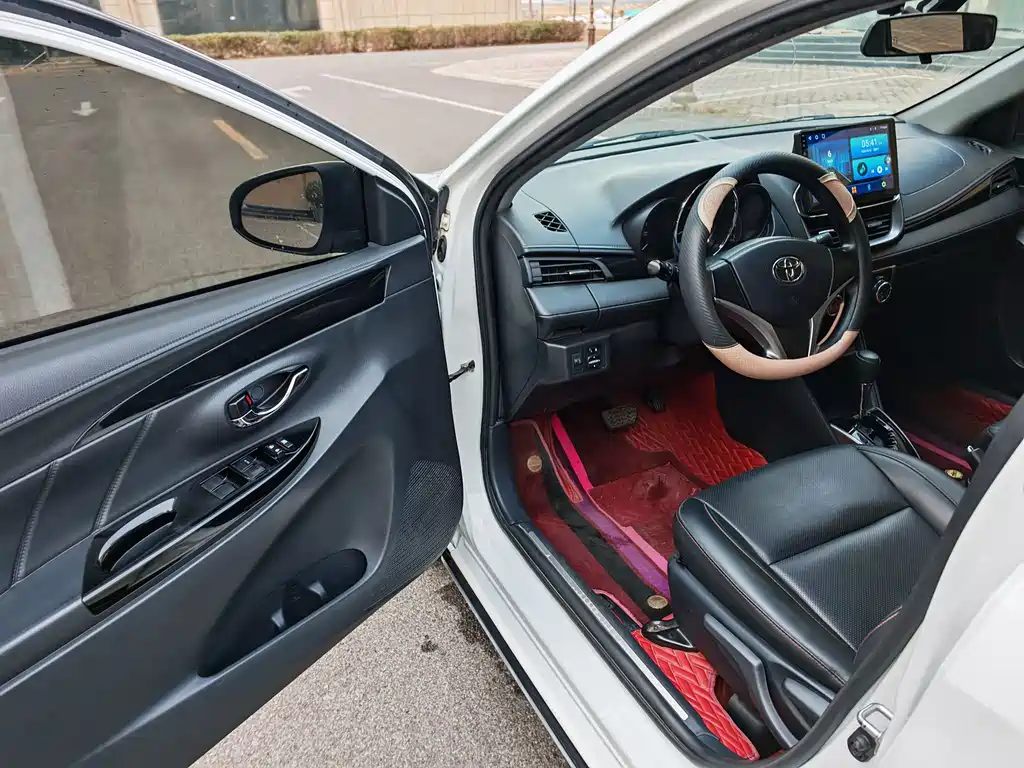 YARiS L Zhixuan 2021 Zhixuan X 1.5L CVT Deluxe Edition купить на сайте DeffCars