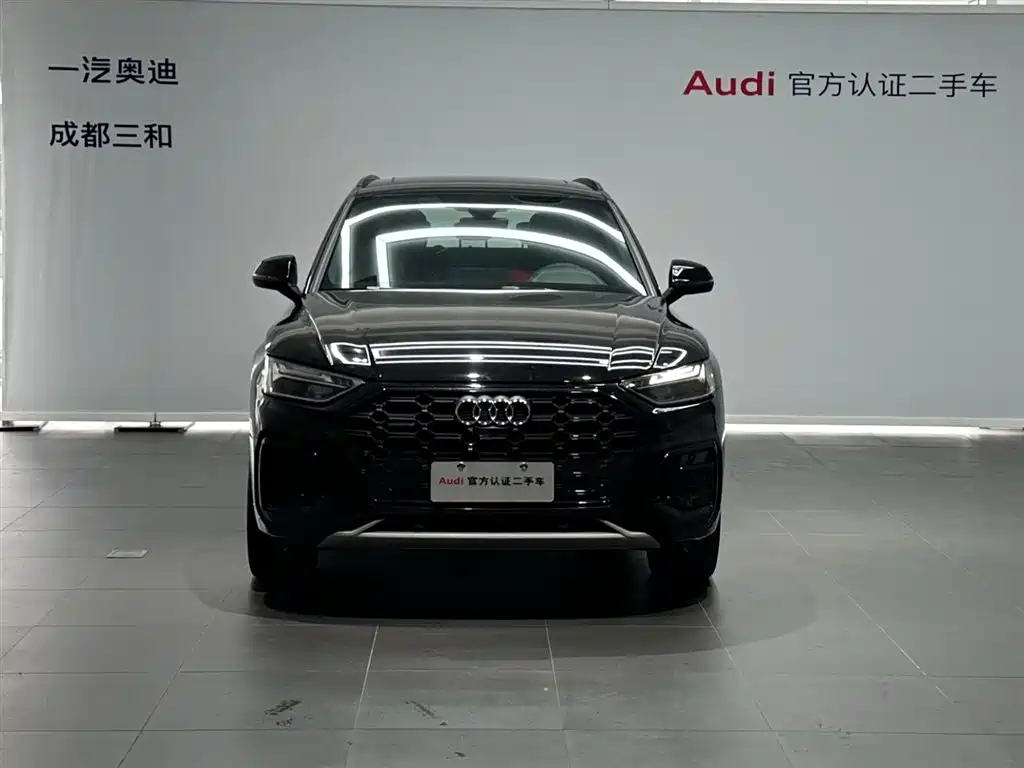 Audi Q5L 2024 45 TFSI luxury and dynamic model купить на сайте DeffCars