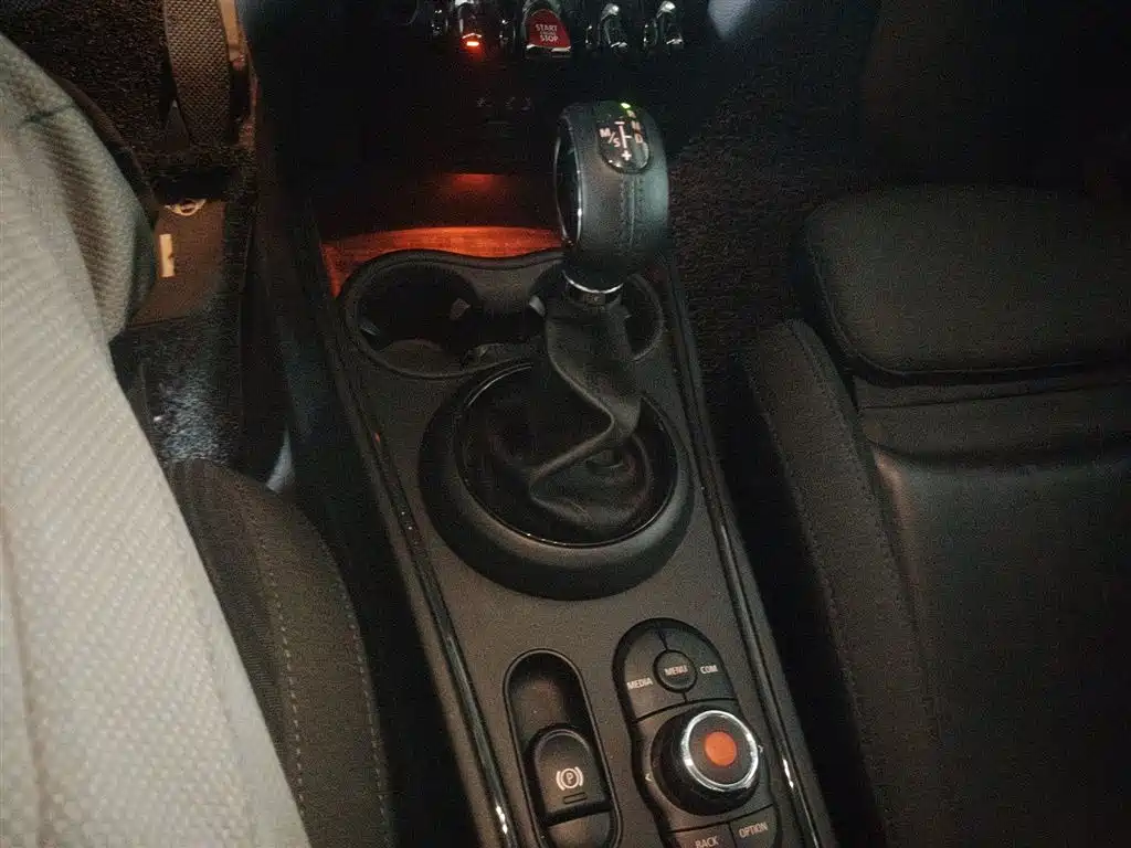 MINI COUNTRYMAN 2017 1.5T COOPER ALL4 Traveler купить на сайте DeffCars
