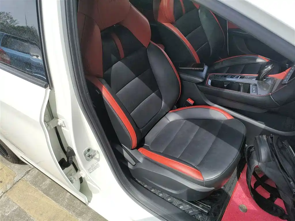 MG6 2020 1.5T automatic Trophy flagship version купить на сайте DeffCars