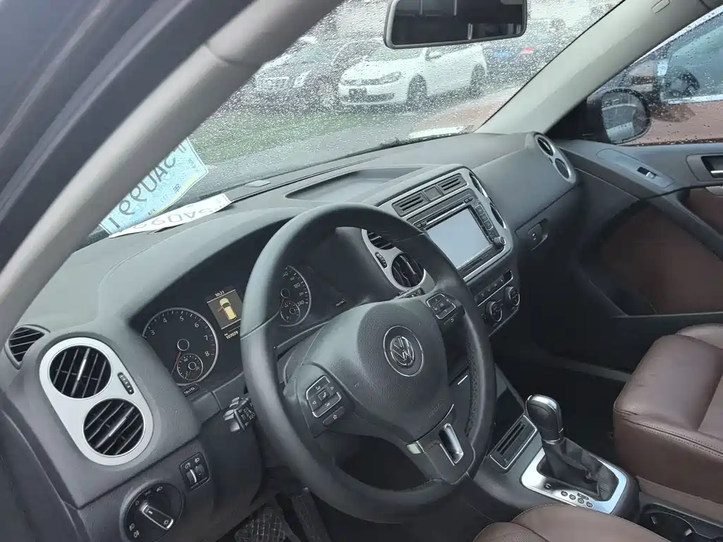 Tiguan 2013 1.8TSI automatic two-wheel drive luxury model купить на сайте DeffCars