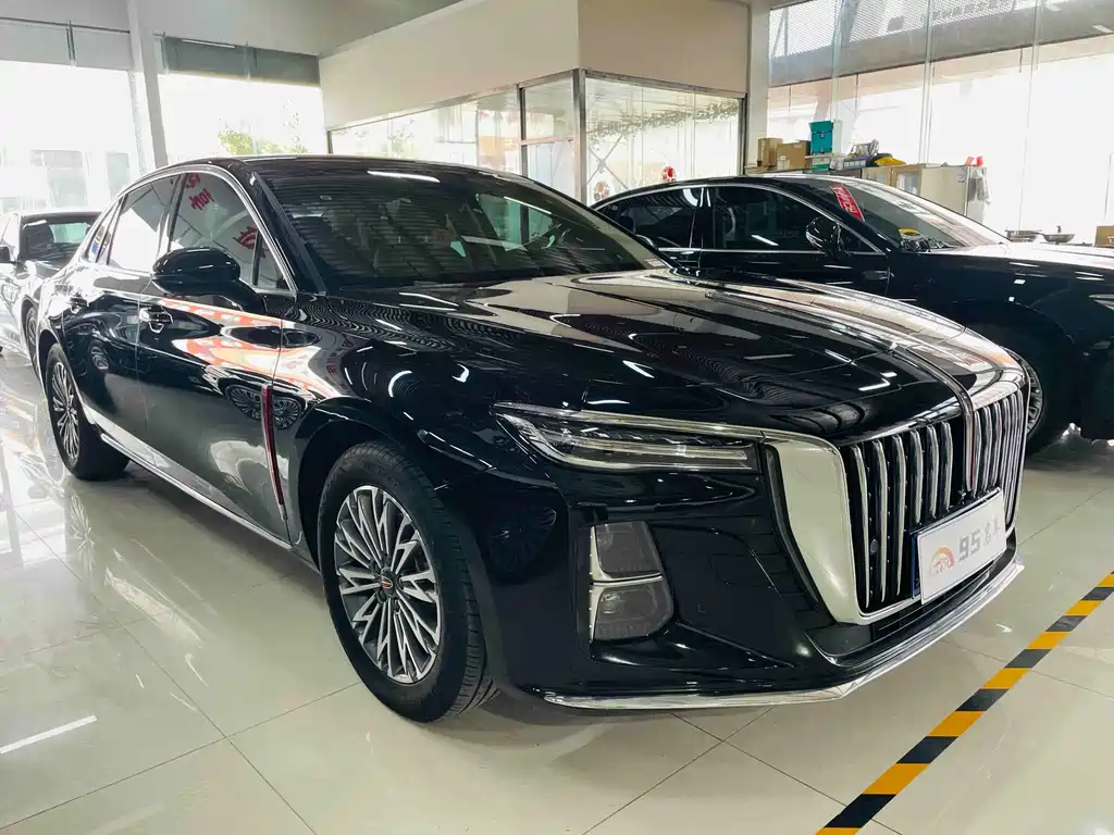Hongqi H5 2023 1.5T DCT Zhilian Qiyun Edition купить на сайте DeffCars