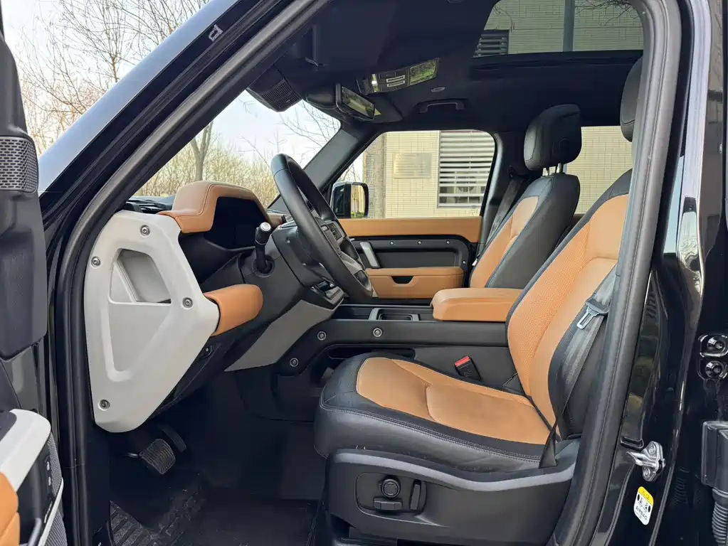 Land Rover Defender 2024 110 3.0T P400 X-DYNAMIC HSE купить на сайте DeffCars