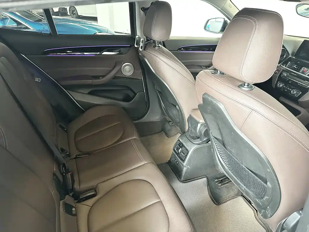 BMW X2 2021 sDrive25i Leading M Off-Road Package купить на сайте DeffCars