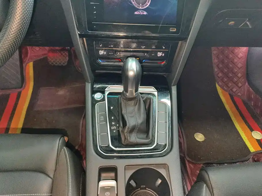 Magotan 2020 330TSI DSG leading model купить на сайте DeffCars