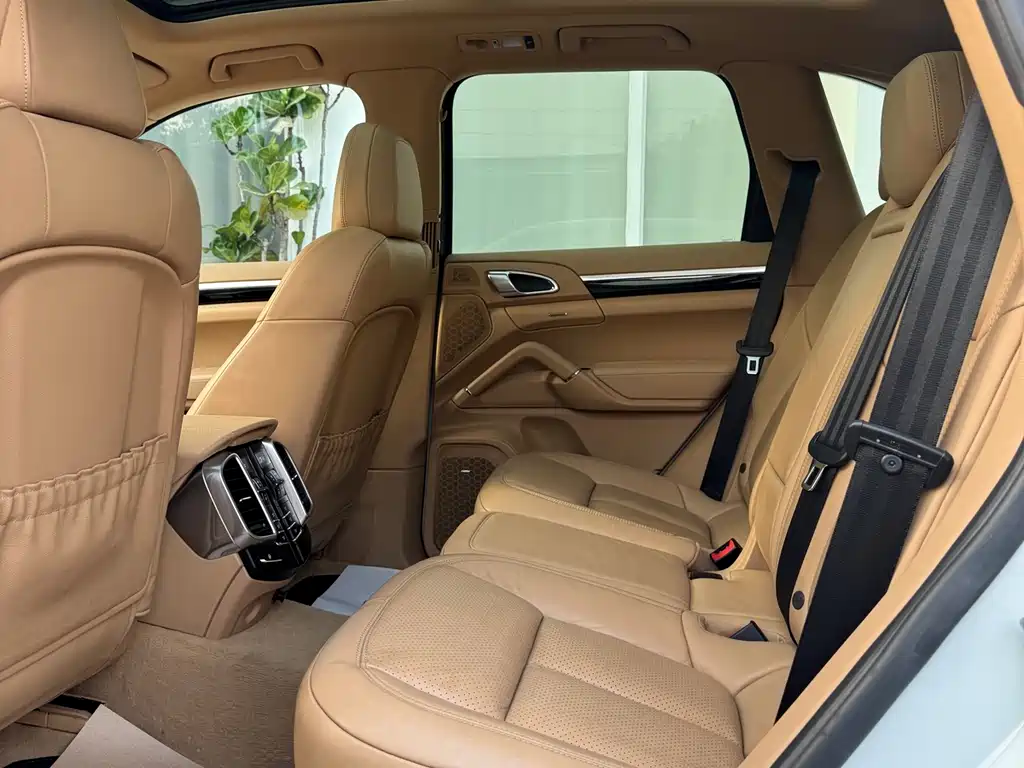 Cayenne 2016 Cayenne S 3.6T купить на сайте DeffCars