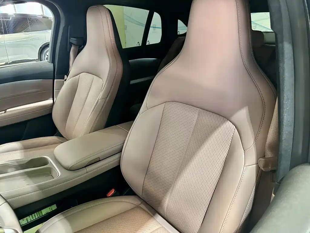 NiO EC6 2024 100kWh купить на сайте DeffCars