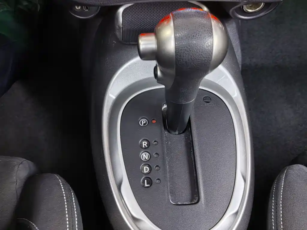 Infiniti ESQ 2014 1.6L Straightforward Edition купить на сайте DeffCars