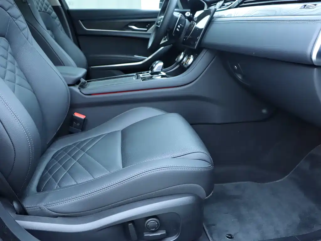 Jaguar XFL 2022 XFL 2.0T P250 two-wheel drive exclusive luxury version купить на сайте DeffCars