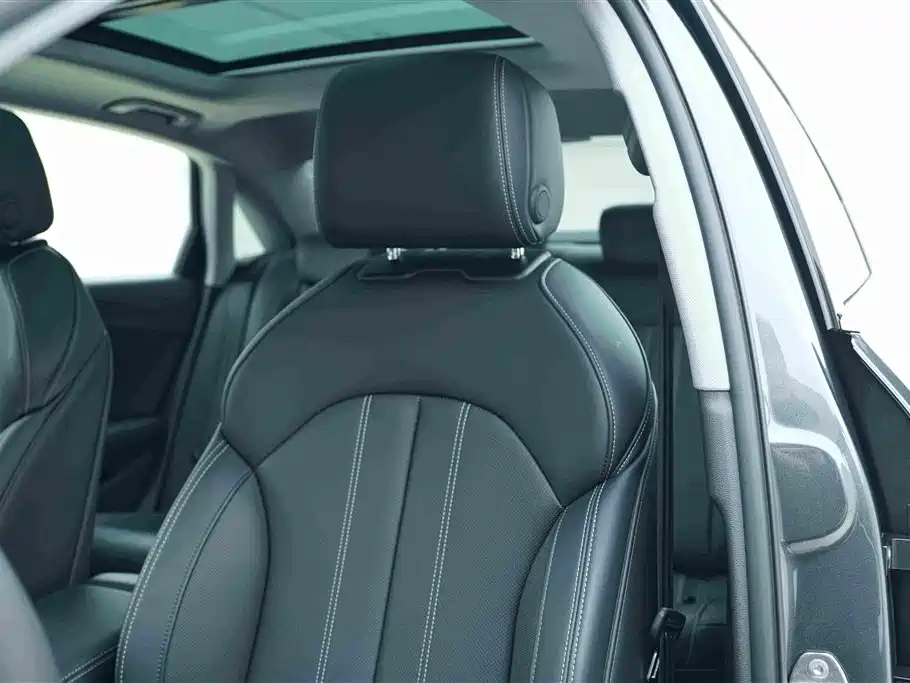 Audi A4L 2024 40 TFSI Fashionable and Dynamic купить на сайте DeffCars