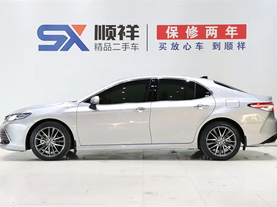 Camry 2021 2.5G Deluxe Edition купить на сайте DeffCars