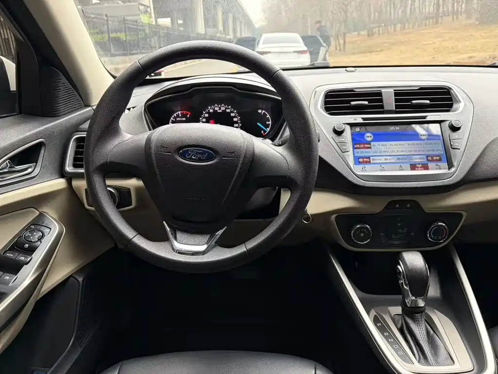 Escort 2017 facelift 1.5L automatic comfort model купить на сайте DeffCars