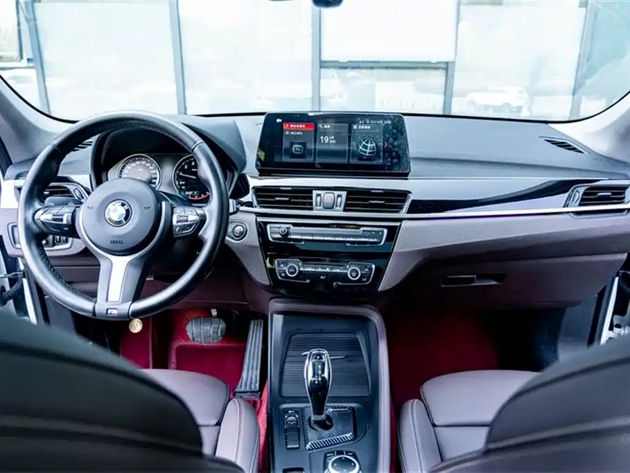 BMW X1 2021 sDrive25Li Leading Model купить на сайте DeffCars