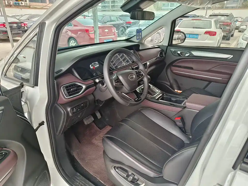 Trumpchi M6 2023 PRO 270T DCT Deluxe Edition купить на сайте DeffCars