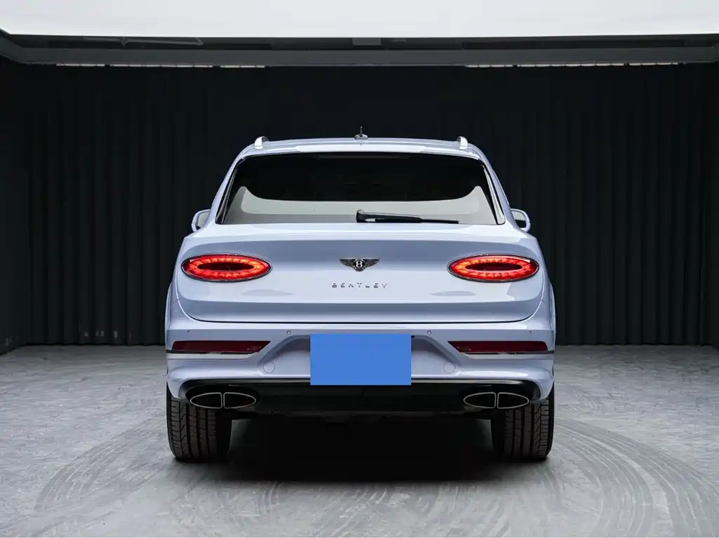 Bentayga 2022 4.0T V8 купить на сайте DeffCars
