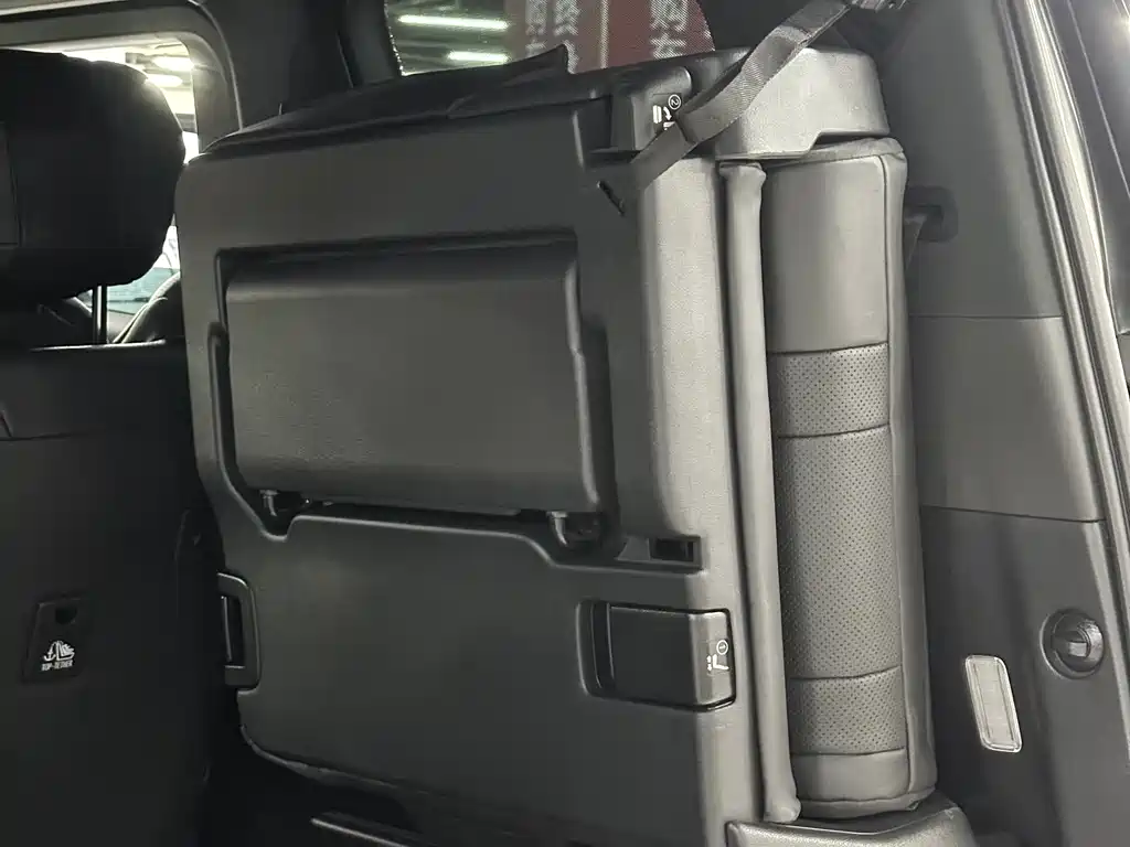 Wilfa 2024 Crown Dual Engine 2.5L Supreme Executive Edition купить на сайте DeffCars