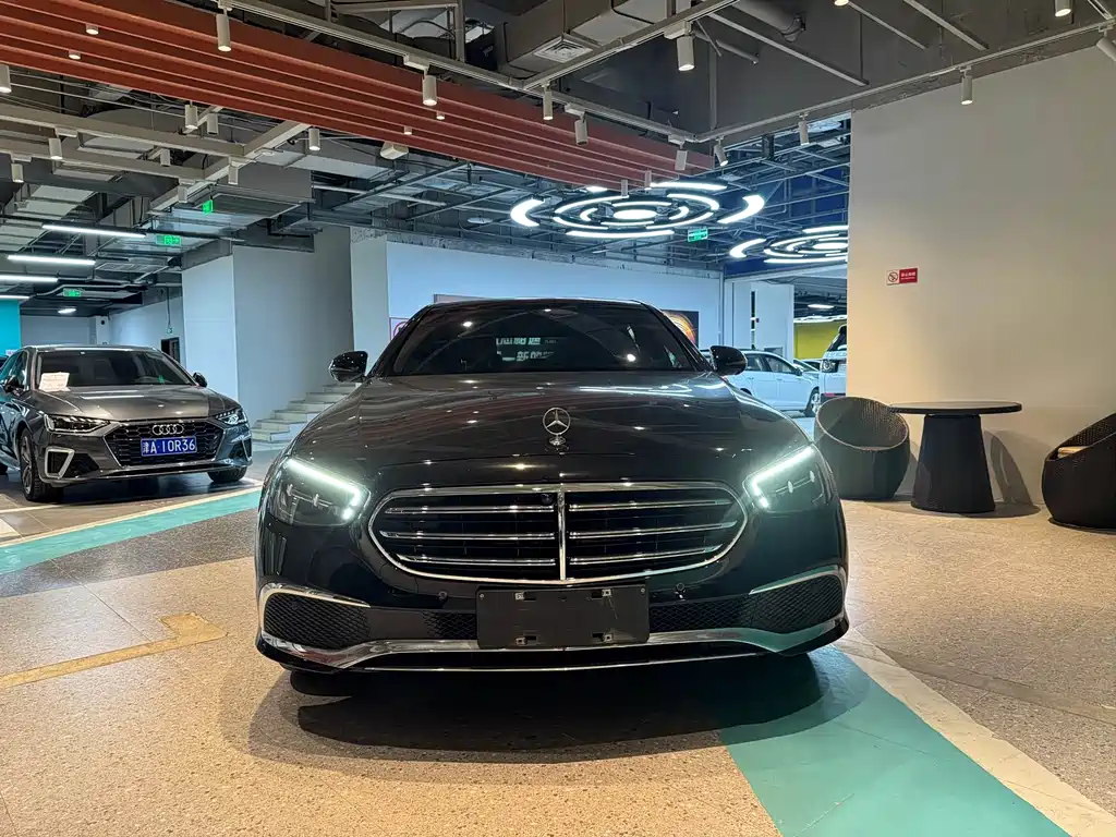 Mercedes-Benz E-Class 2022 facelift three E 300 L sporty and fashionable купить на сайте DeffCars