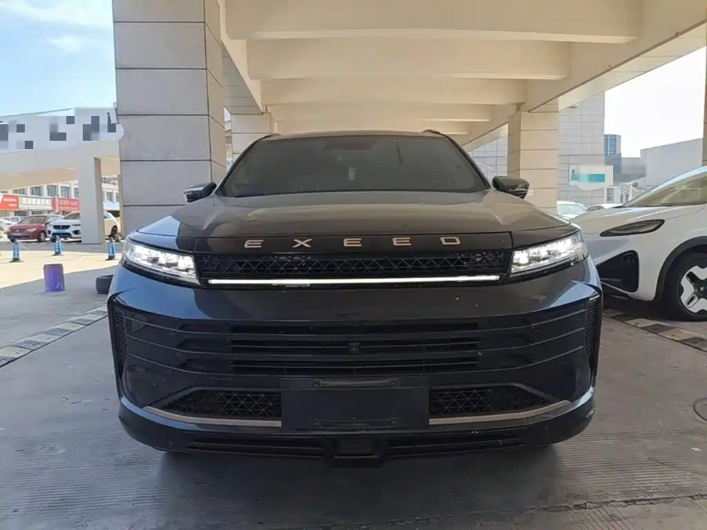 Xingtu Chasing the Wind 2022 Versailles Edition 1.6T DCT Chengfengqi Edition купить на сайте DeffCars