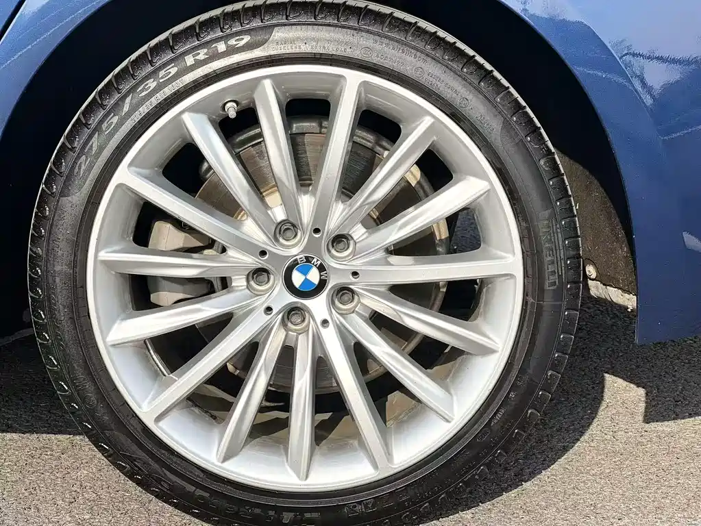 BMW 5 Series 2021 530Li Exclusive Luxury Package купить на сайте DeffCars