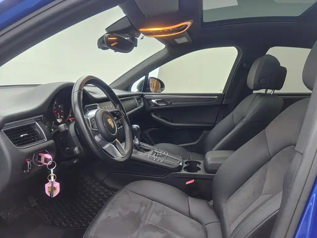 Macan 2017 Macan 2.0T купить на сайте DeffCars