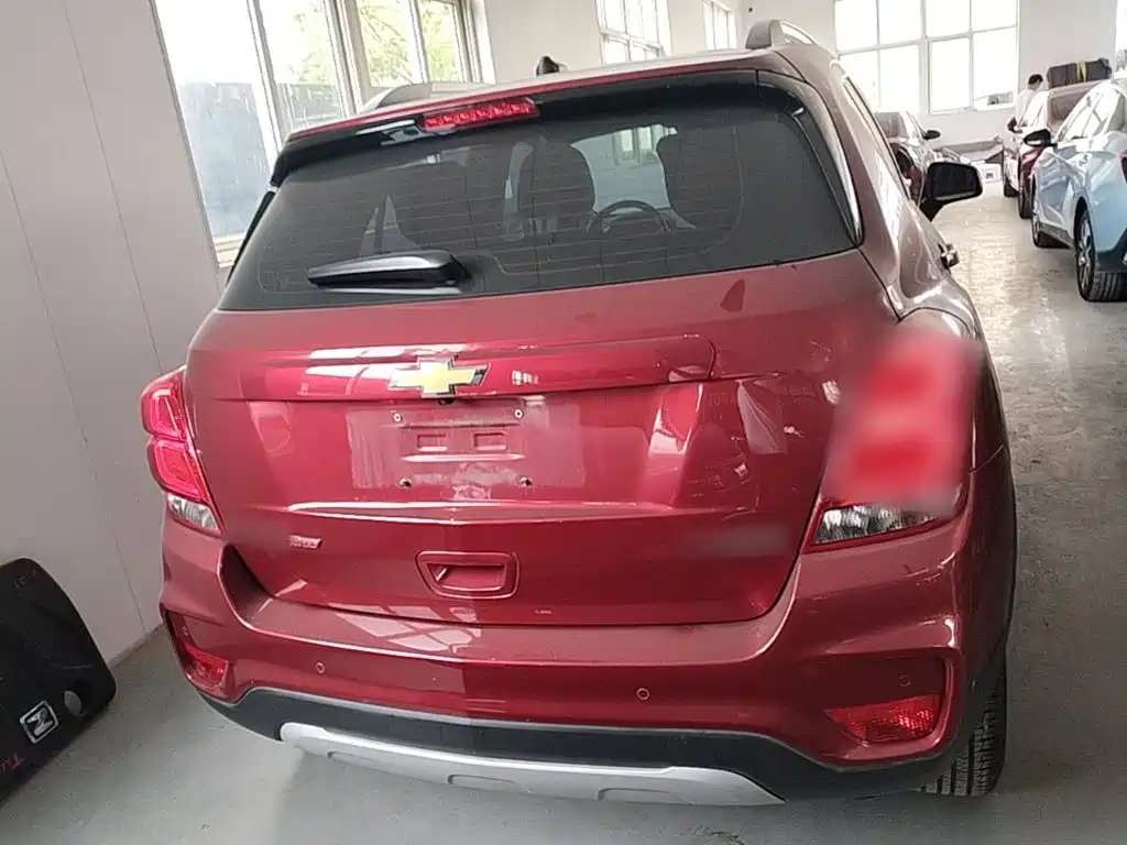 Tracker 2017 1.4T automatic two-wheel drive luxury model купить на сайте DeffCars