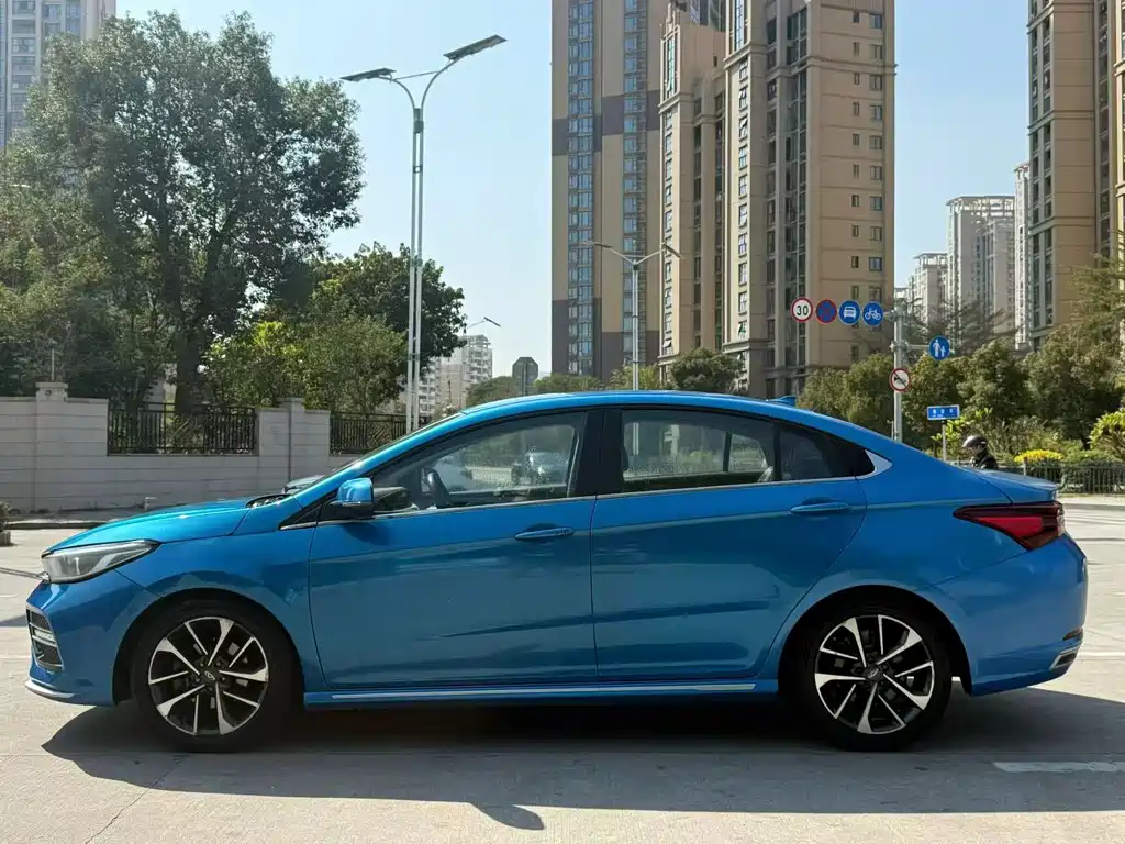 Arrizo GX 2018 1.5T CVT color version National V купить на сайте DeffCars