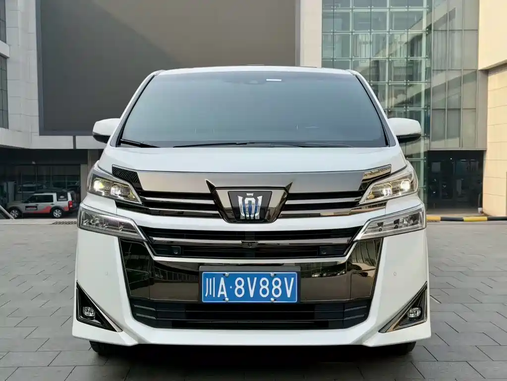 Wilfa 2021 Crown Dual Engine 2.5L HV Premium Edition купить на сайте DeffCars