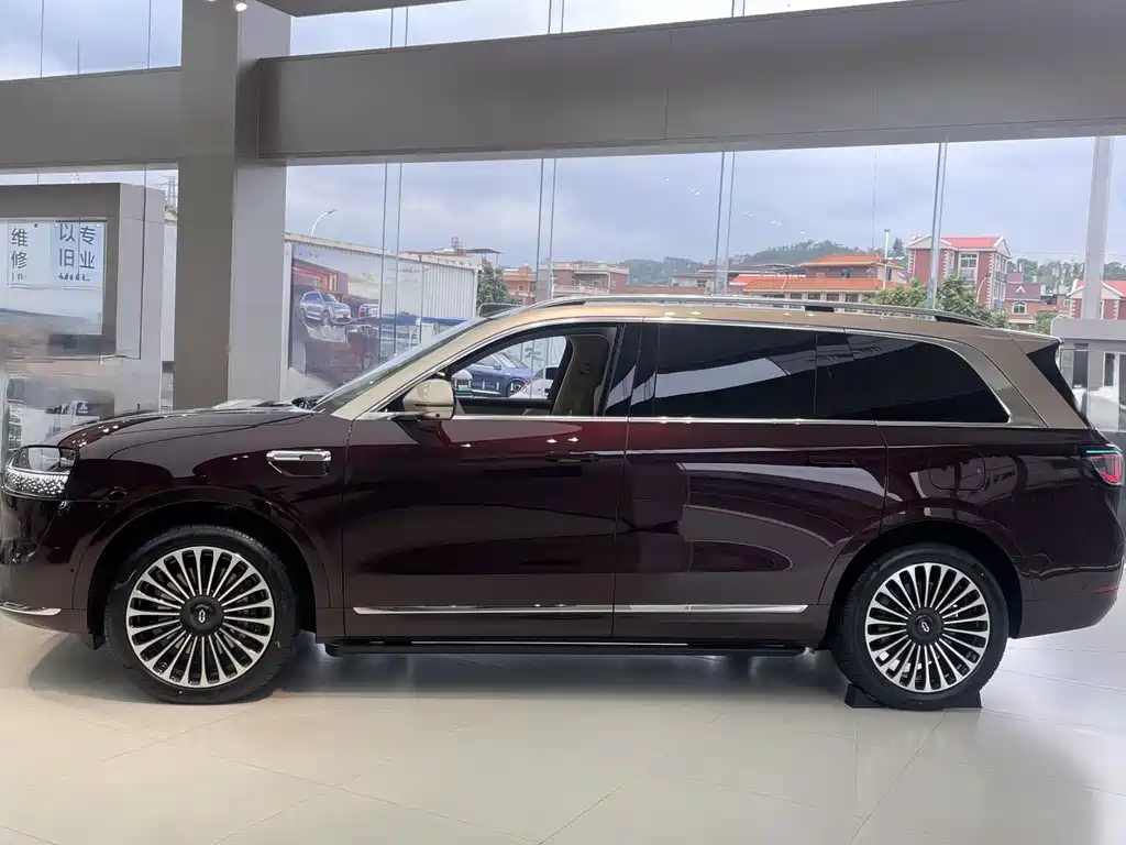 Wenjie M9 2025 extended range Ultra version 52kWh 6-seater version купить на сайте DeffCars