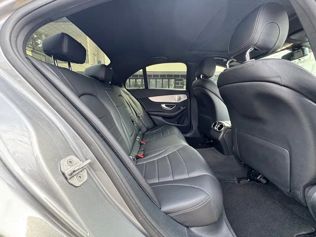 Mercedes C-Class 2015 C 200 Sports Edition купить на сайте DeffCars