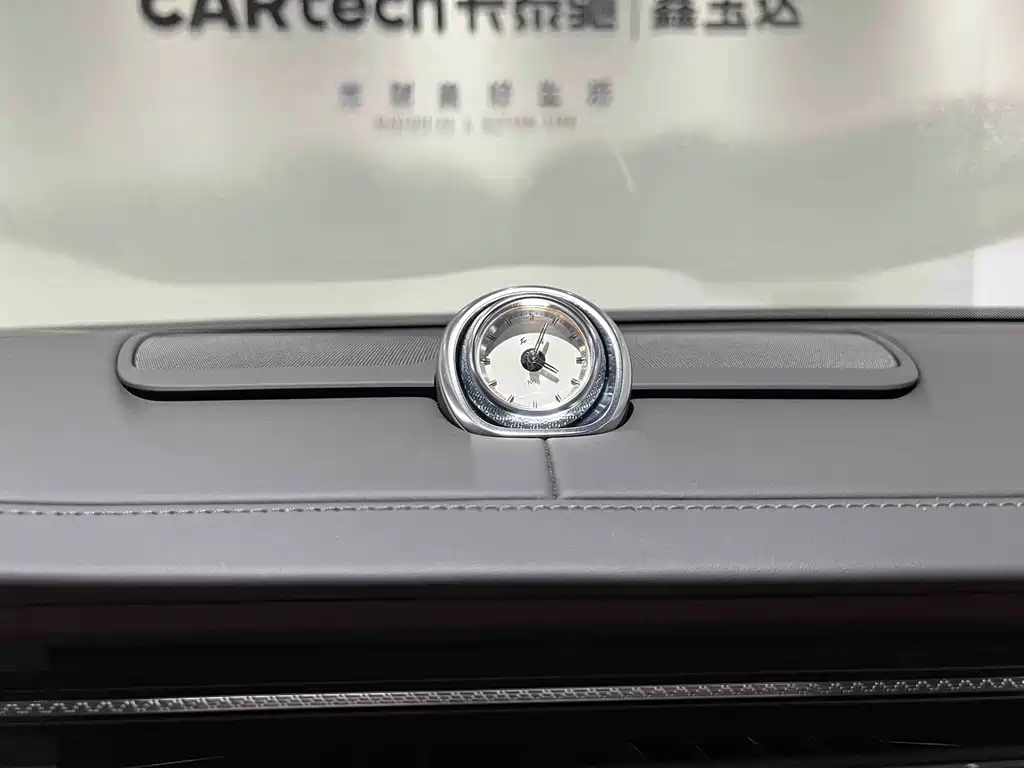 Hongqi Golden Sunflower Guoya 2024 3.0T V6 version купить на сайте DeffCars