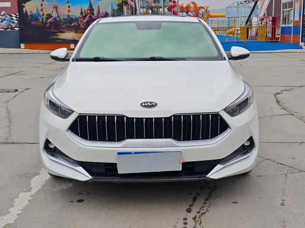 Kia K3 2019 1.5L CVT Smart Internet Edition купить на сайте DeffCars