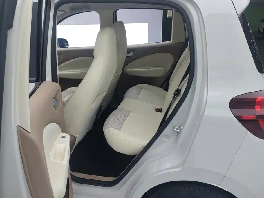 Hongguang MINIEV 2025 fourth-generation four-door advanced version купить на сайте DeffCars