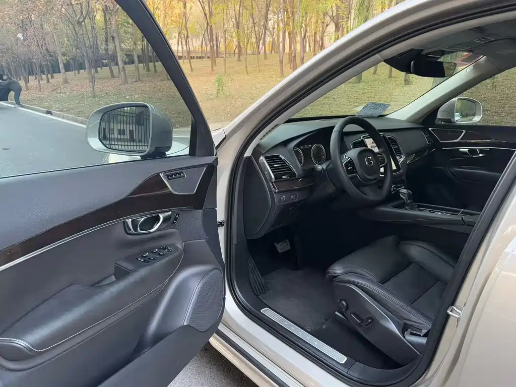 Volvo XC90 2017 T6 Zhiya Edition 5 seats купить на сайте DeffCars