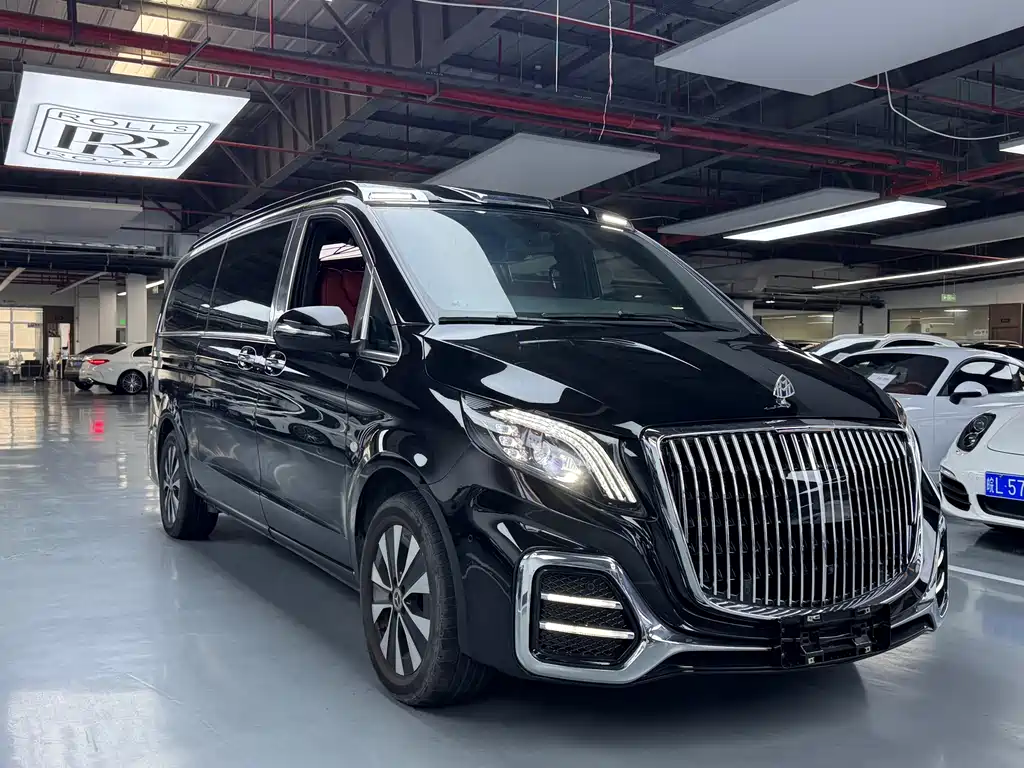 Vito 2023 2.0T Business Edition 7 seats купить на сайте DeffCars