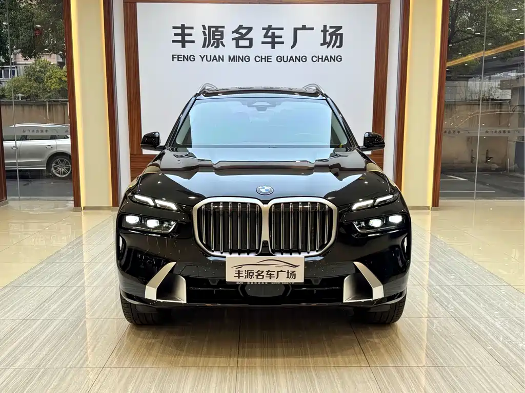 BMW X7 2024 xDrive40i Leading Luxury Package купить на сайте DeffCars