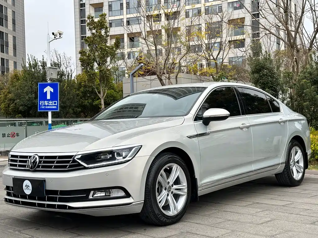 Magotan 2018 330TSI DSG luxury model купить на сайте DeffCars