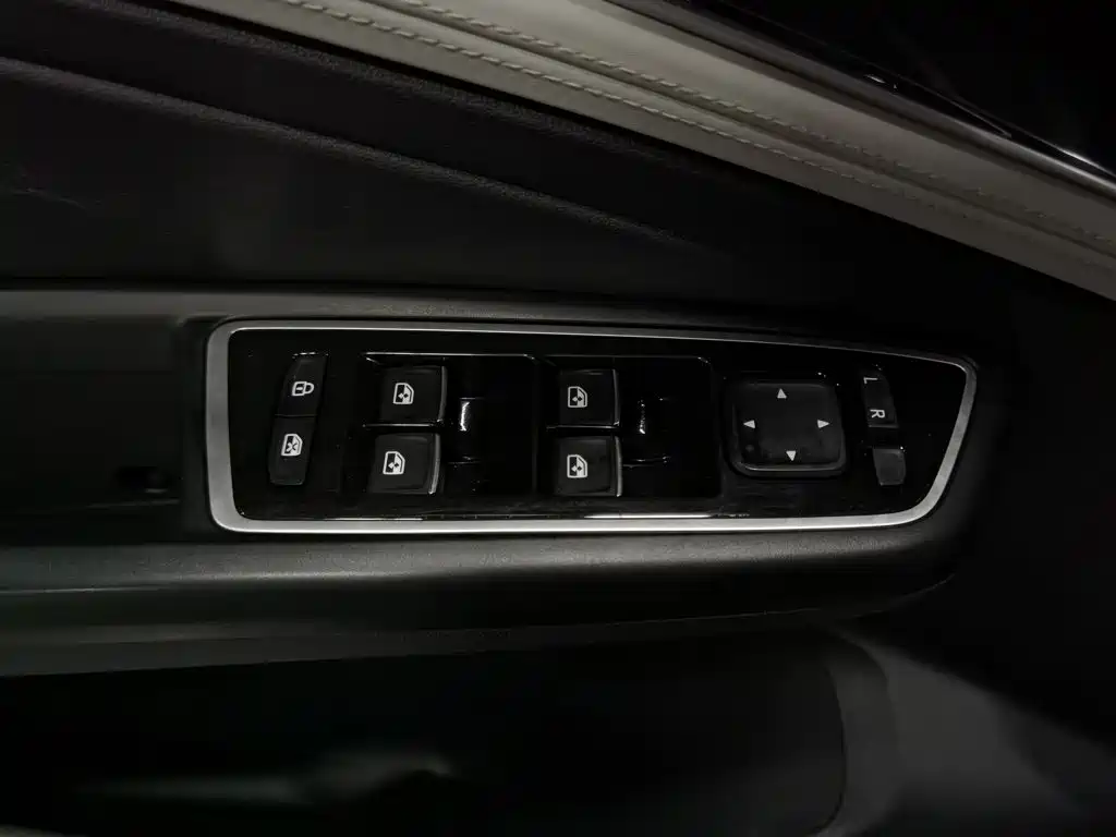 Jetta VS5 2024 280TSI Manual Pioneer Edition купить на сайте DeffCars